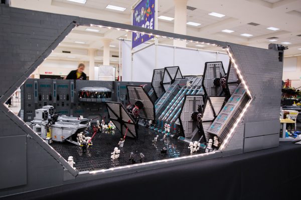Hangar bay scene from Star Wars: The Force Awakens. LEGO Model by Thorin Finch.
