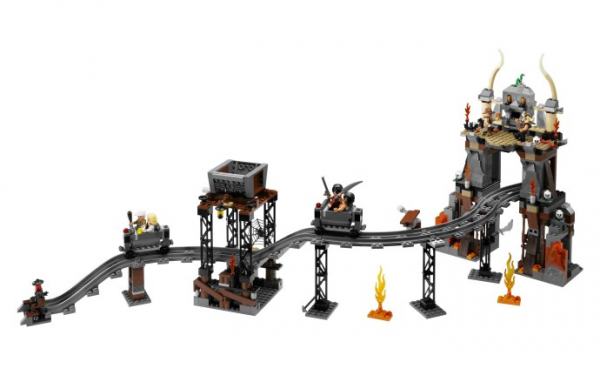 Review: LEGO 10261 Roller Coaster - Jay's Brick Blog