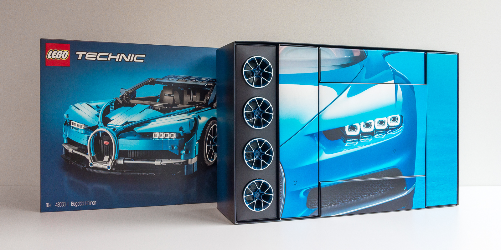 Review: #42083 Bugatti Chiron - BRICK ARCHITECT