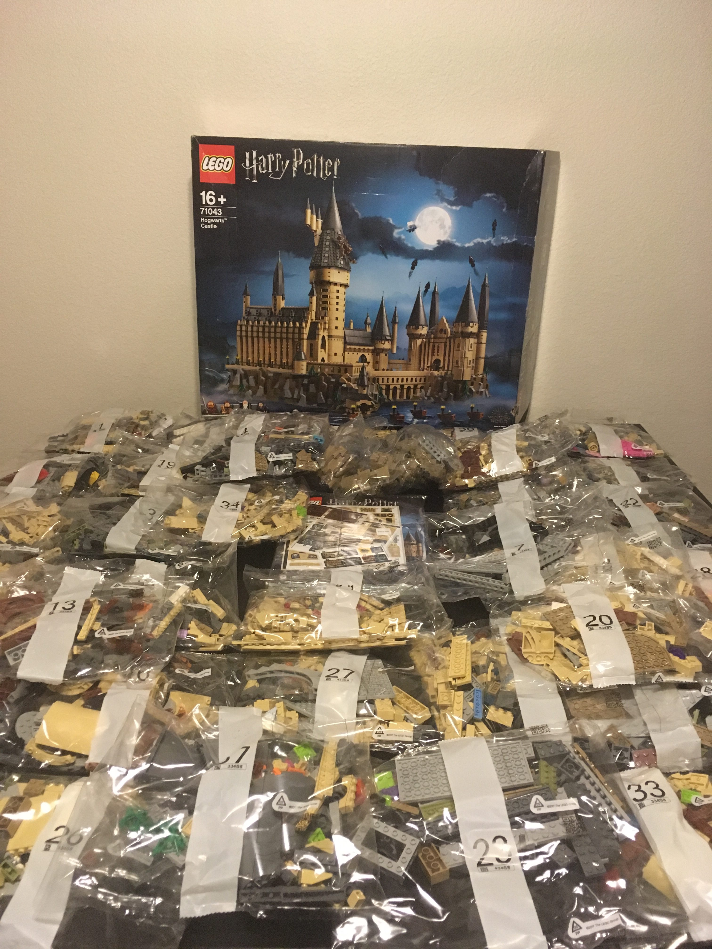 Review: building the epic 6000-piece Hogwarts Castle LEGO — Harry