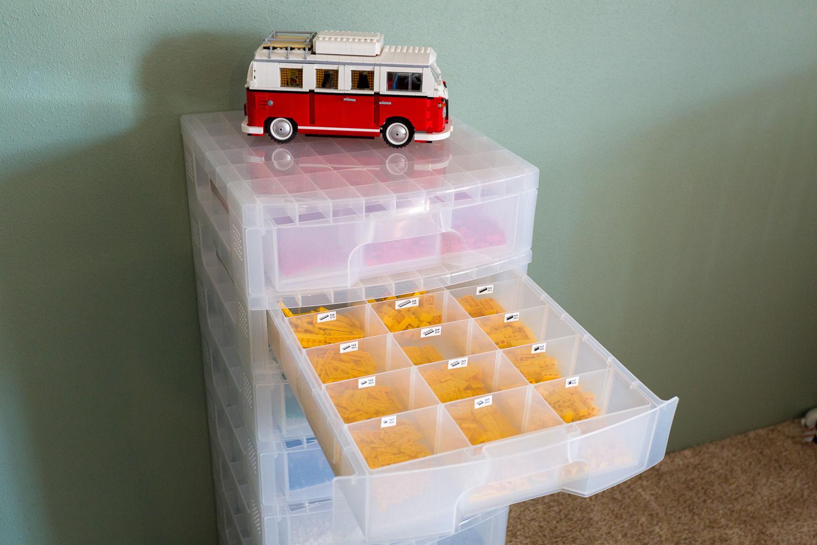 Small Clear Plastic Storage Box With Dividers & Inserts, SO-140