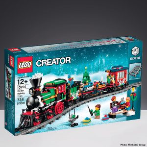 #10254 Winter Holiday Train