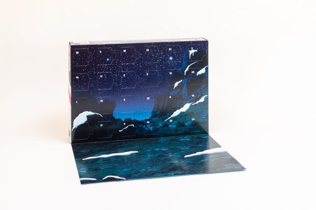 Build and play with this dark snow-covered planet.