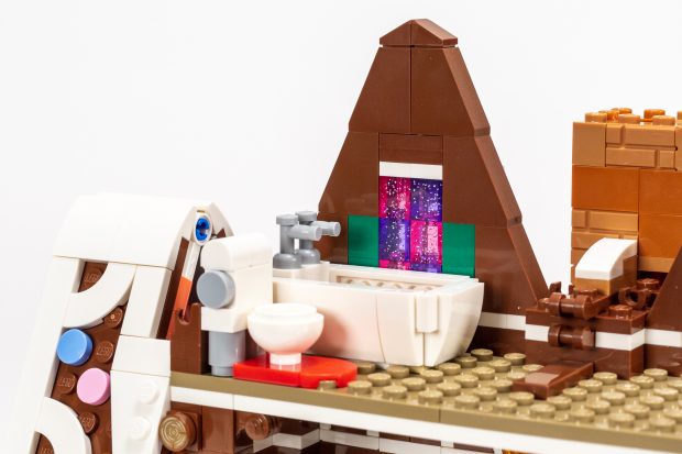 Beautiful brick-built Bathtub (for Gingerbread people).
