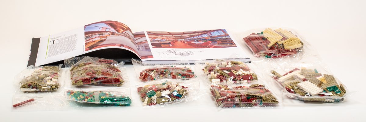The set contains 10 bags of parts, but they aren't numbered.
