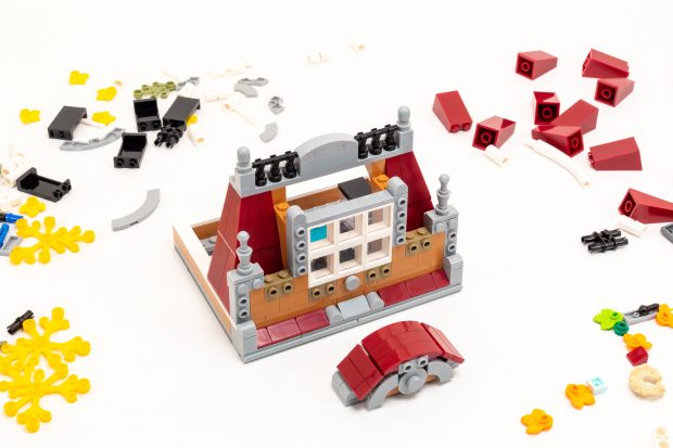 The gabled window is built using clever SNOT techniques.