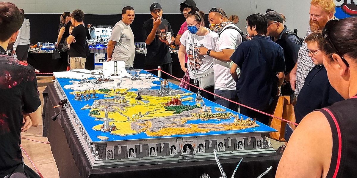 The Great Map of Westeros by Anthony Ducre attracted a lot of interest from the crowd.