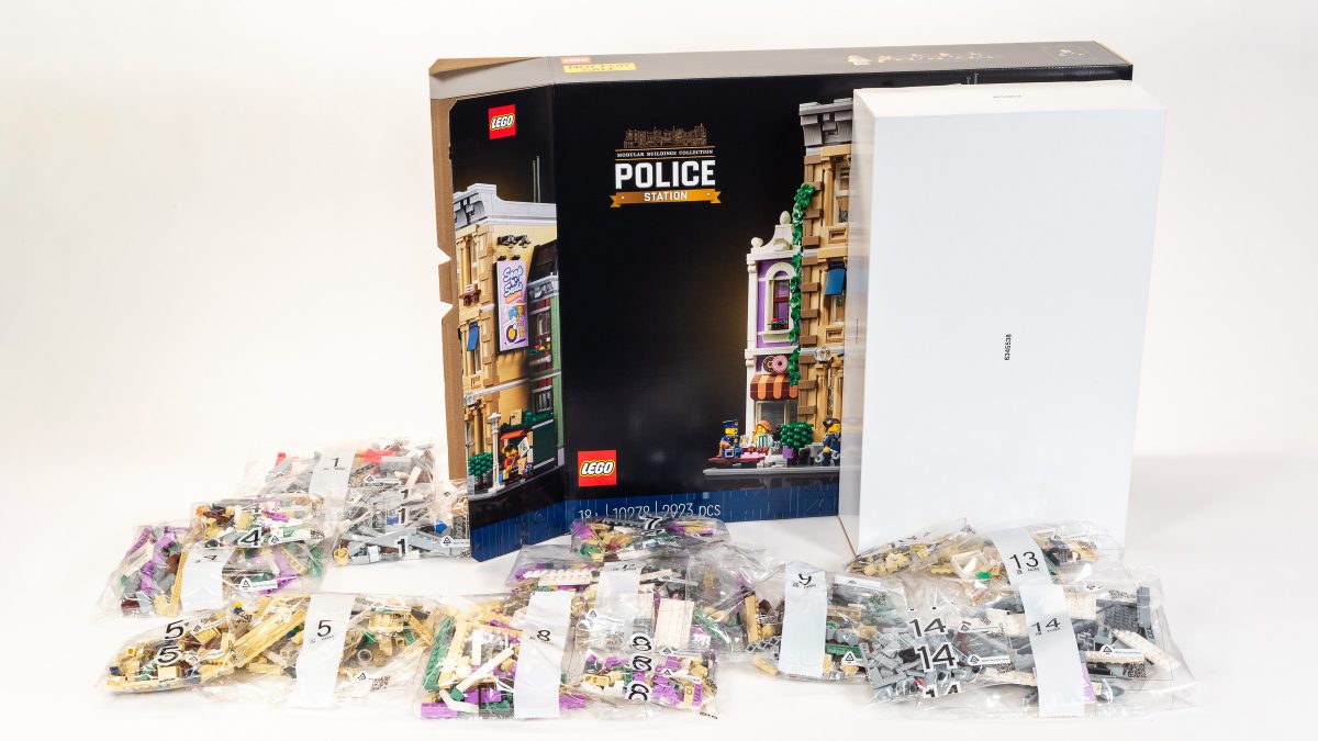 The box contains a bunch of bags which are loose, plus a second box within-the-box.