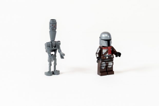 IG-11 (left) and The Mandalorian (right).