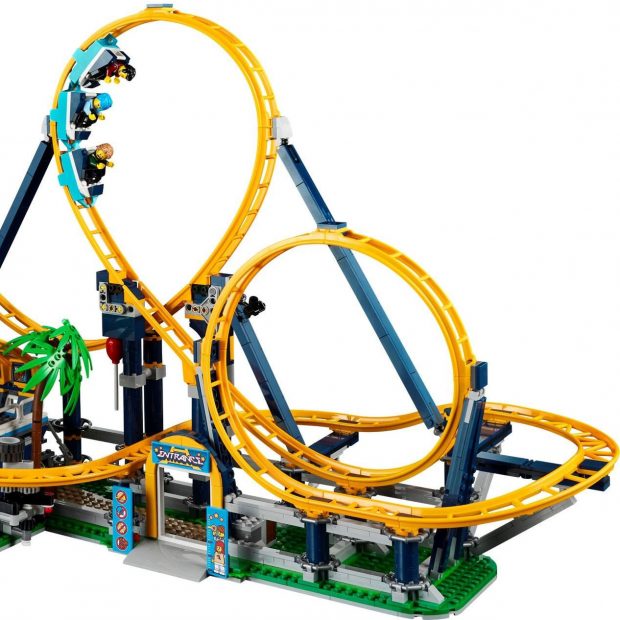 Press photos clearly show new part used for Teardrop and Tight loops. (Photo: The LEGO Group)