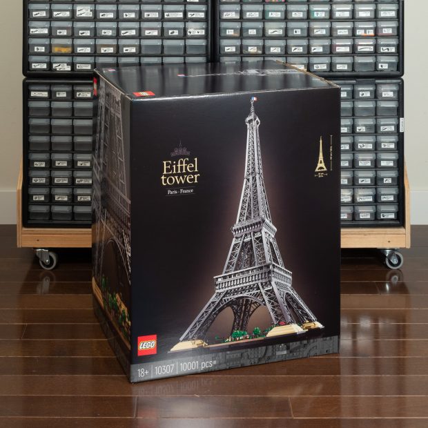 #10307 Eiffel Tower comes in a massive box!