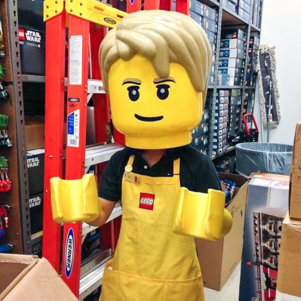 Jon Alcontin as a LEGO Minifigure.