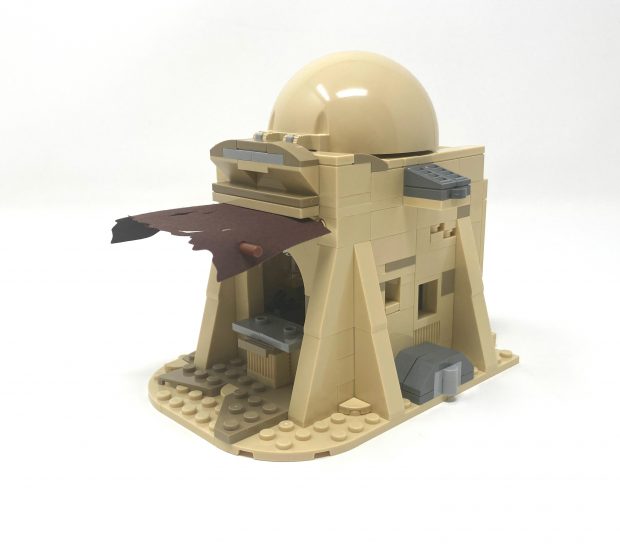 Fabric pieces always complement the plastic bricks well, I hope LEGO uses more of this material.