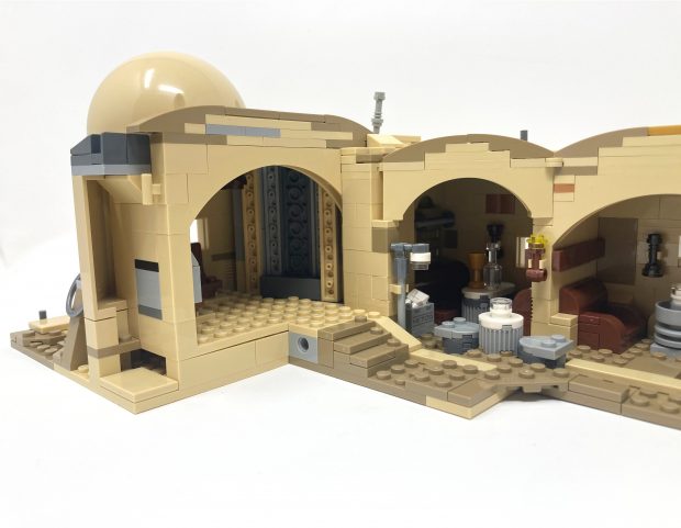 Building at angles always makes buildings unique.