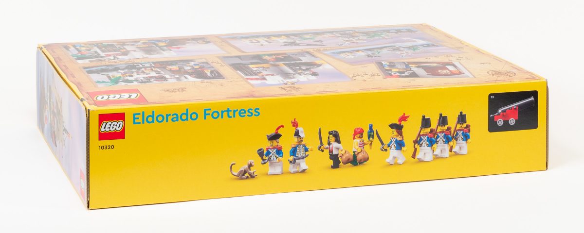 The eight minifigures, parrot and monkey are highlighted on the side of the box.