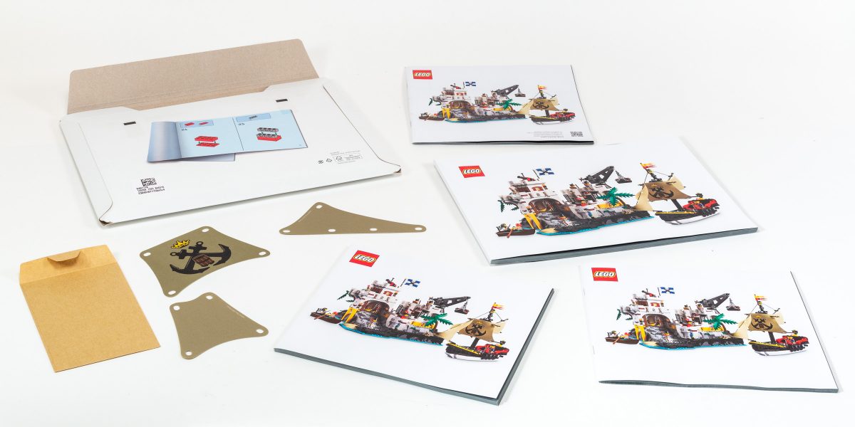 The set includes four instruction booklets!