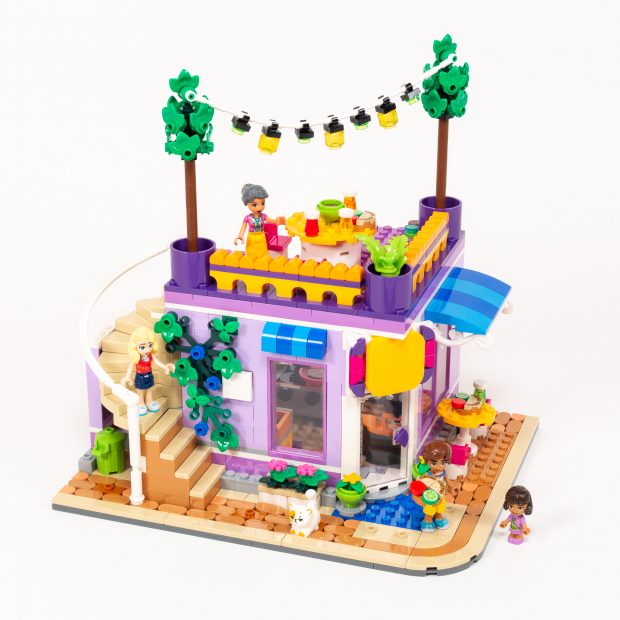 Completed model includes a selection of five diverse minidolls.