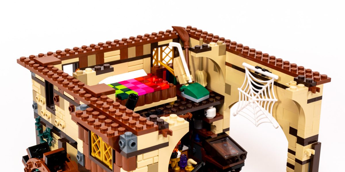 We add the bed and upstairs accessories such as a vacuum in Bag 7.