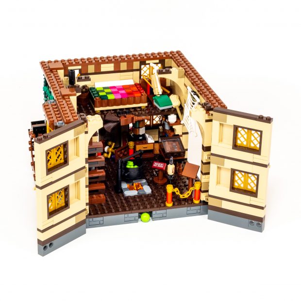 Adding the hinged walls in Bag 8.