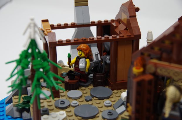With roof removed you can see all the interior details of the Smithy.