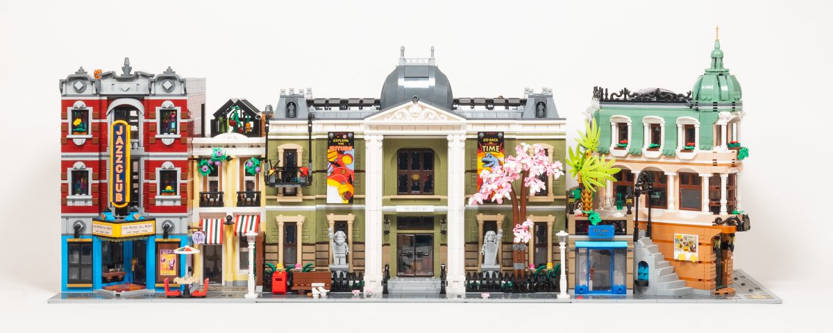 #10326 Natural History Museum with the most recent two sets in the Modular Building Series.