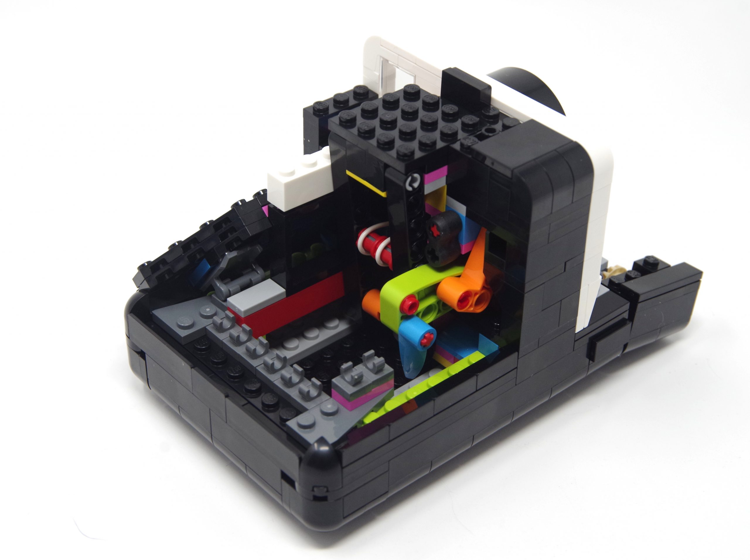Review: #21345 Polaroid OneStep SX-70 Camera (LEGO Ideas) - BRICK ARCHITECT