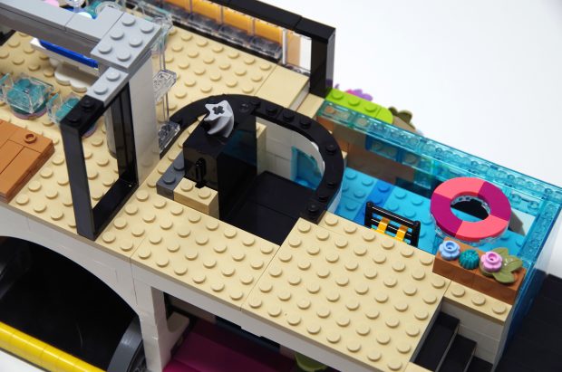 42639_Bag8+9_Elevator