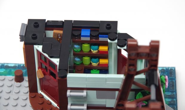 1x1 pieces make for great detailing.