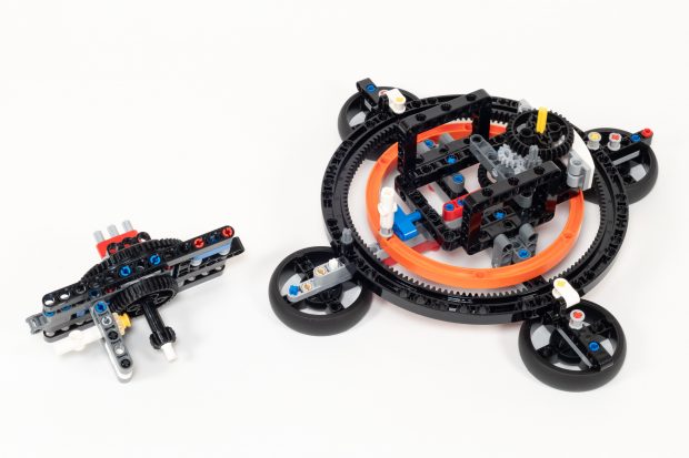 Sub-assembly containing even more gears.