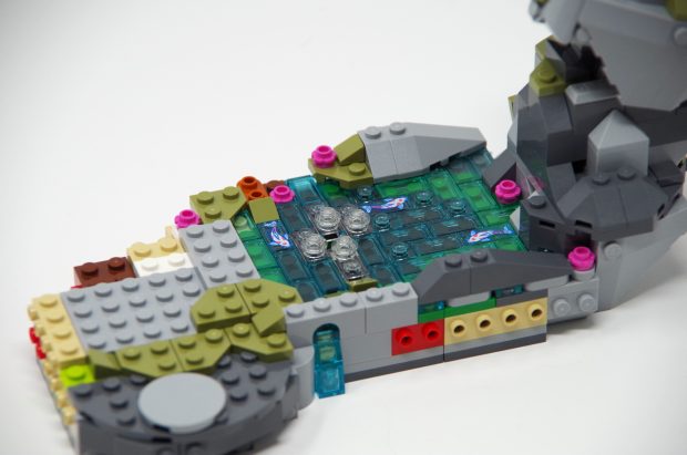 Layering transparent pieces on colored pieces adds depth effects.