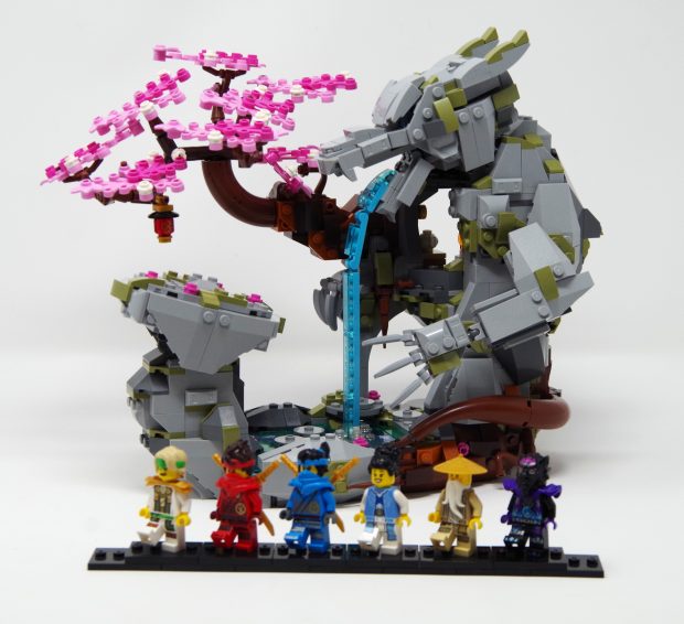 You can appreciate the set to its fullest when put together.