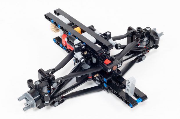 Building the rear wishbone suspension in bag 1.