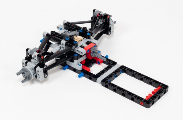 Front suspension with steering.