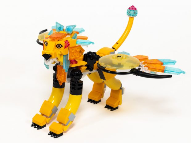 That's a really sharp-looking magical flying lion.