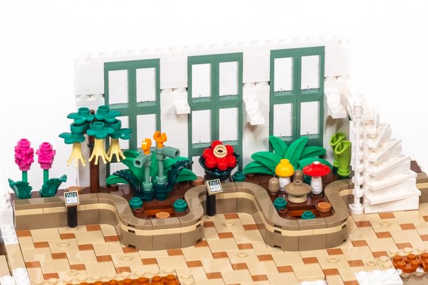 There's a ton of great parts usage for the interior plants.