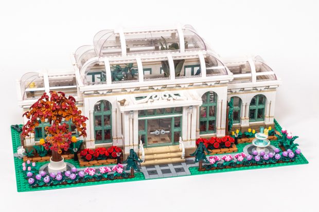 The completed model without minifigures highlights the architectural form.