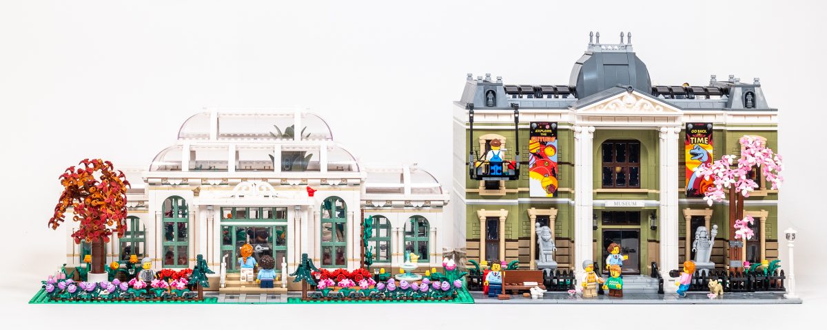 #10326 Natural History Museum is the most comparable set currently being produced.