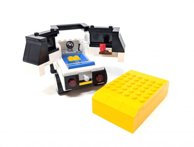 This car feels extra, I wish they had instead added more interior details to the Town Hall.