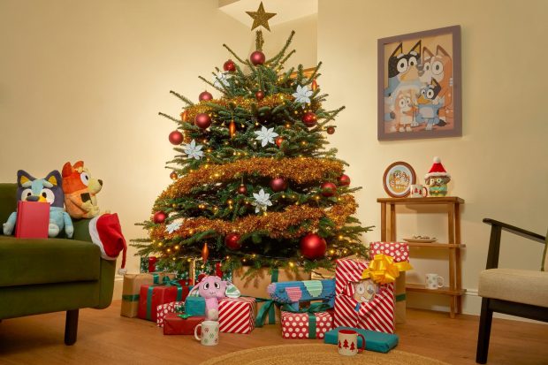 Hope your tree is full of surprises...  (like this brick-built 'Long Dog' under the tree!)