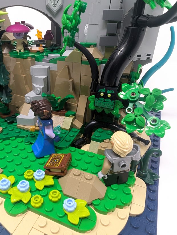 The Treant's color scheme fits in with the colors of classic Forestmen.