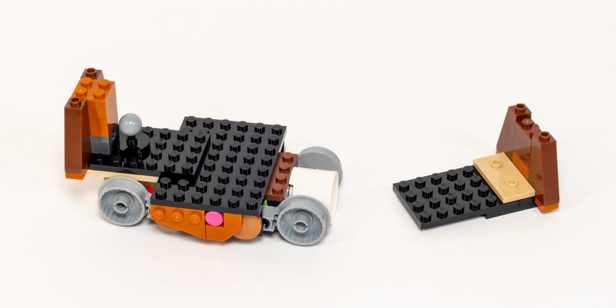 The central chassis will be 15-studs long.