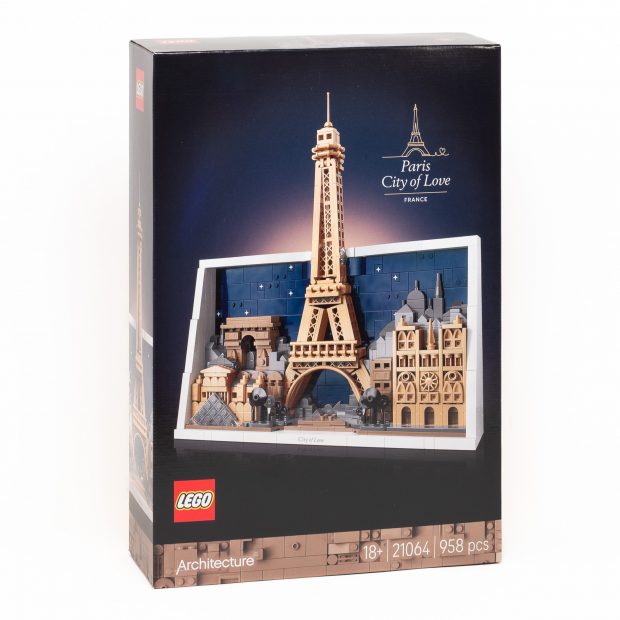 #21064 Paris - City of Love comes in a very tall box.