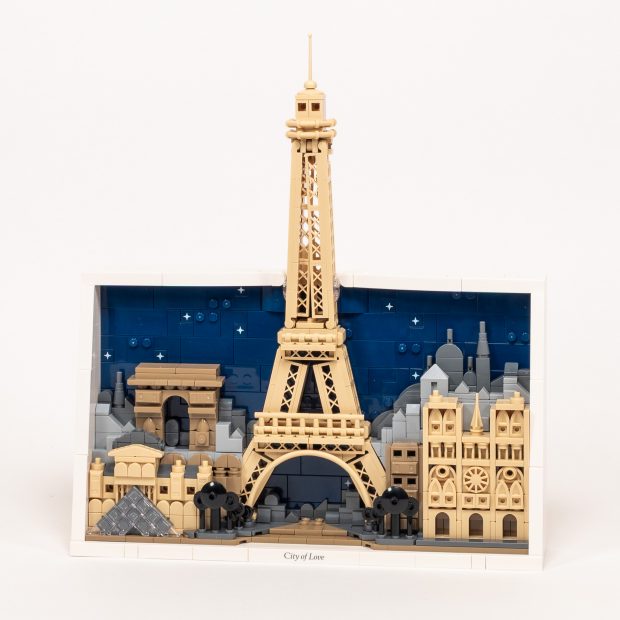 #21064 Paris - City of Love, Completed LEGO Model.