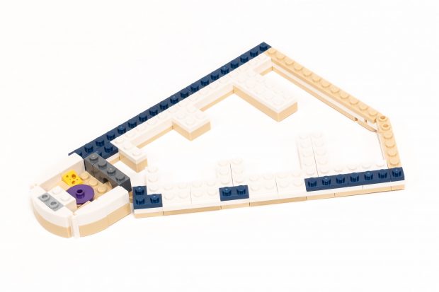 How the triangular shaped floors are made is even more evident when it is just the outline.