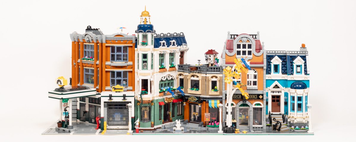 Moving the Corner Garage to the left, and placing the Bookshop on the right doesn't look good to me.