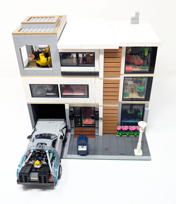 Speed Champions sets do not follow the traditional 6 stud wide vehicle standard.