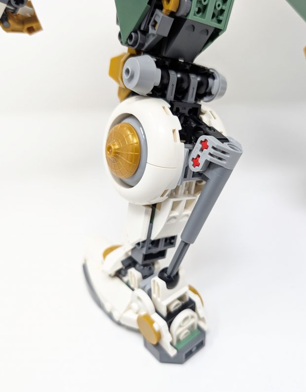 Pistons provide support to keep legs and feet in place.