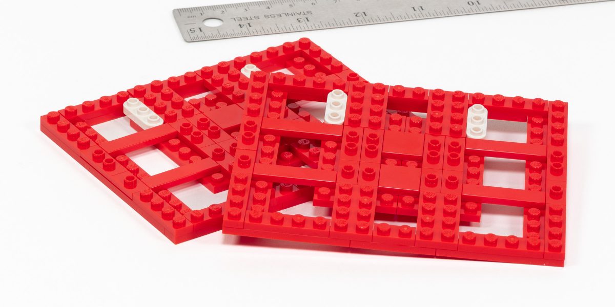 The wall and roof sections use jumpers to achieve a narrow gap between the three panels.
