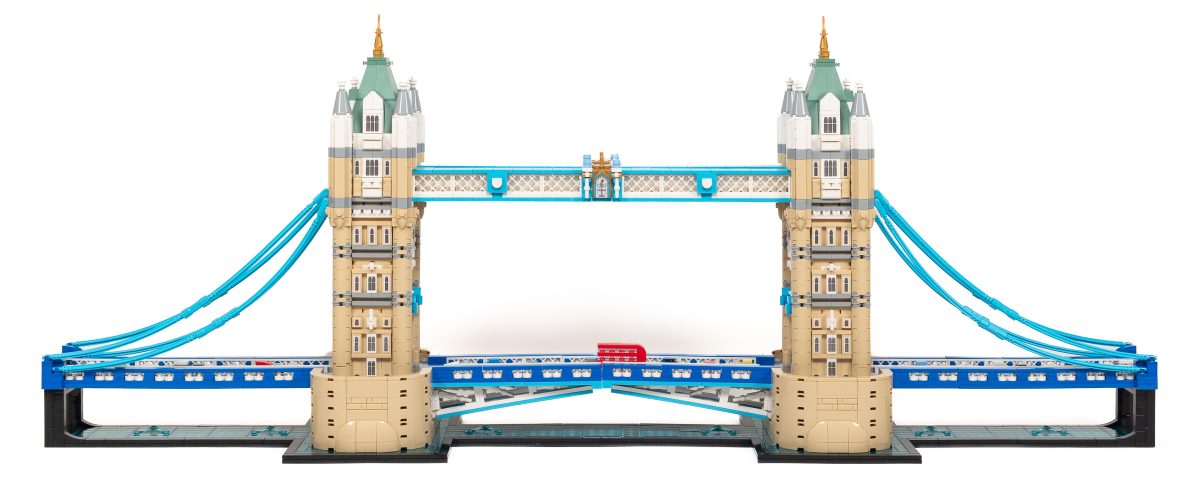 #21067 Tower Bridge - As viewed from the front.